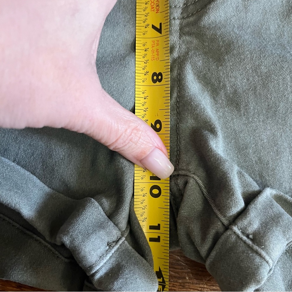 Aeropostale micro shorts 8 high waisted midi army green - Picture 7 of 8